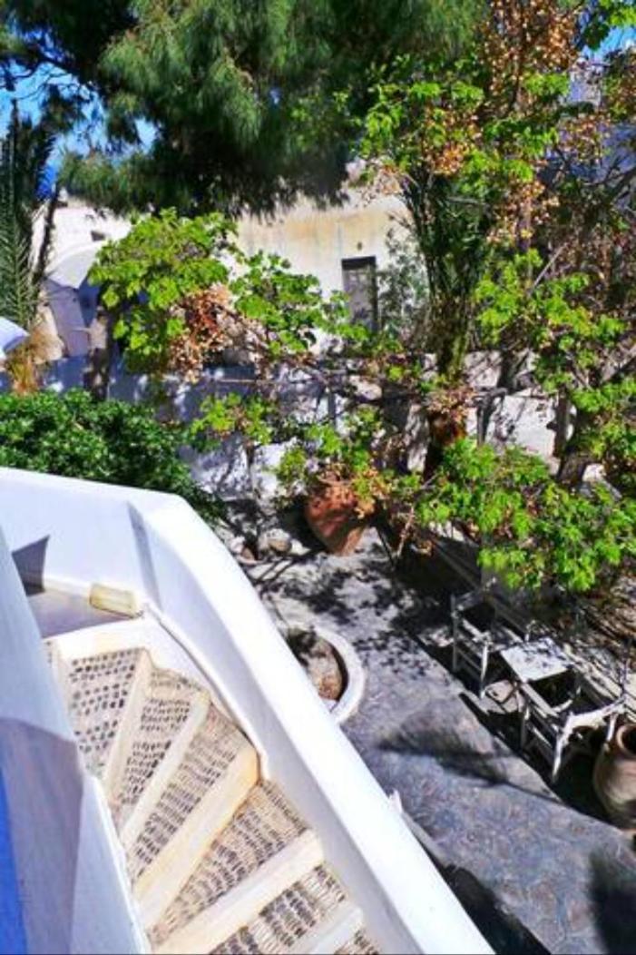 On An Island Suites & Apartments - Fira Exterior photo